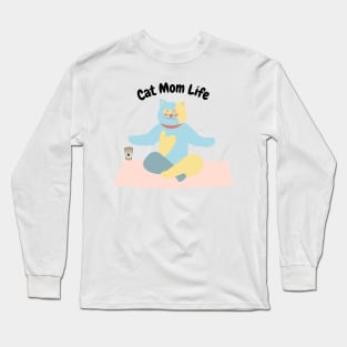 I am a proud cat mom Mom Gift Long Sleeve T-Shirt